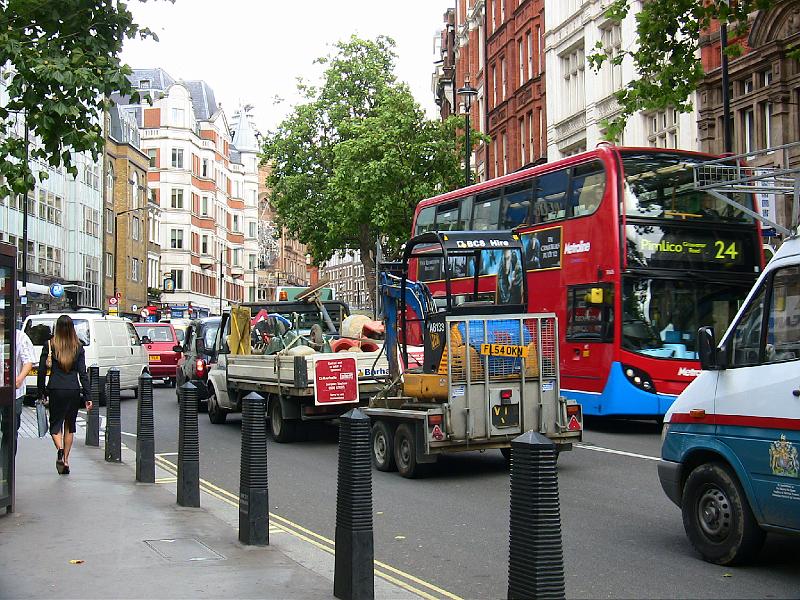 IMG_0408.jpg - LONDON STREET SCENE