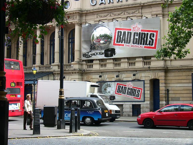 IMG_0414.jpg - BAD GIRLS SHOW