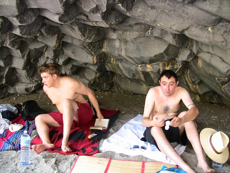 IMG_0589.jpg - MIKE AND JOE IN OUR SMALL CAVE