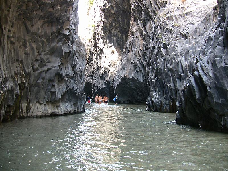 IMG_0596.jpg - GOLE ALCANTRA GORGE