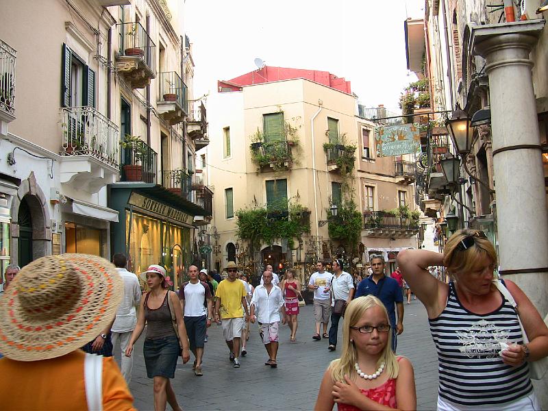 IMG_0645.jpg - TAORMINA STREET SCENE