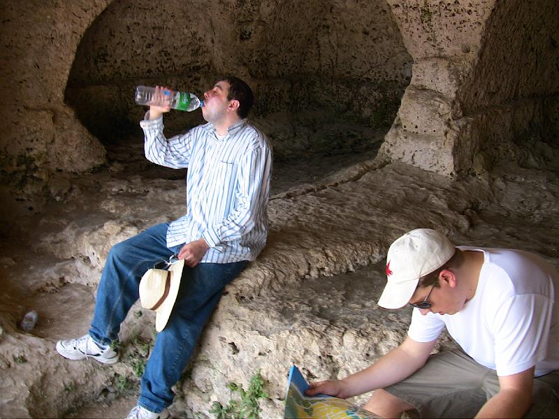 IMG_0700.jpg - IN SMALL CAVE BY GREEK AM[HITHEATRE