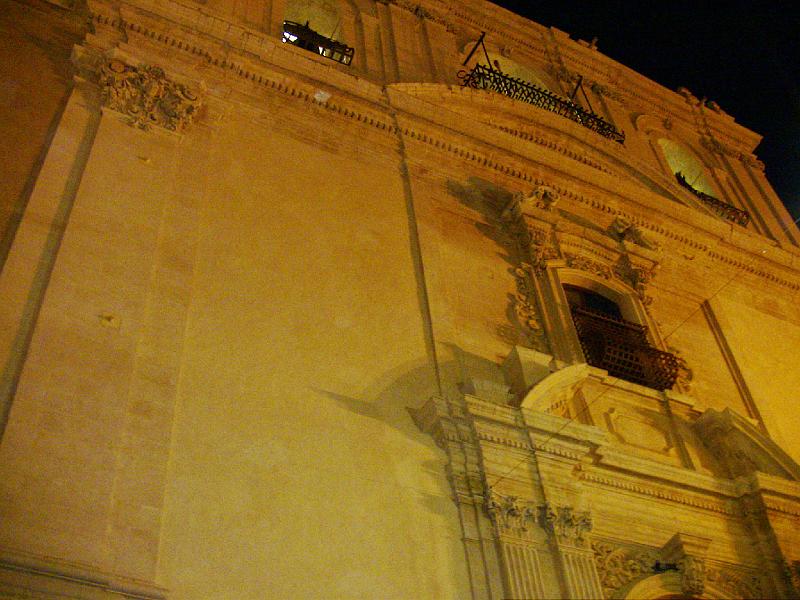 IMG_0724.jpg - NOTO PALACES AT NIGHT