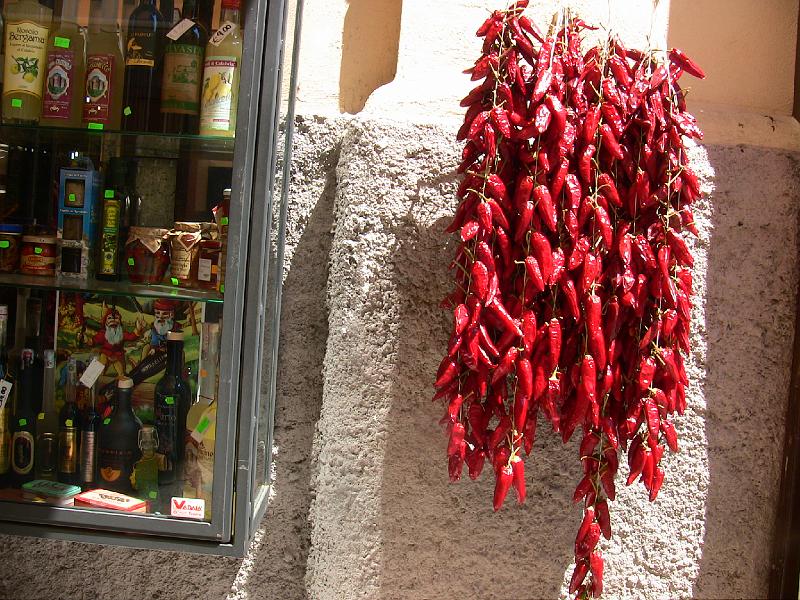 IMG_0831.jpg - TROPEA RED PEPPERS