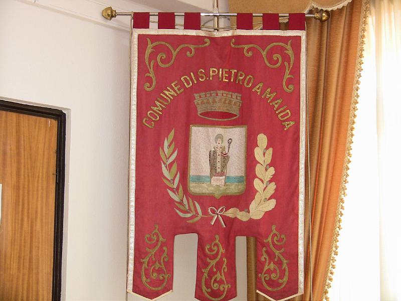 IMG_0893.jpg - TOWN BANNER - SAN PIETRO A MAIDA