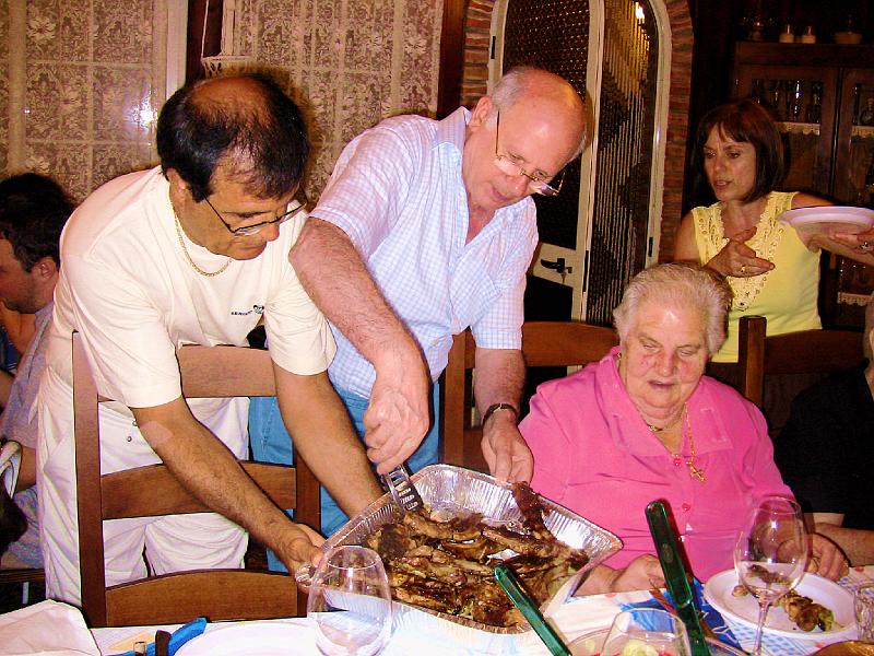 IMG_0936.jpg - SERVING BARBQ - LAST EVENING OF OUR VISIT