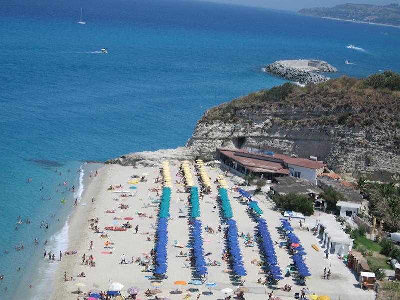 Italy45.jpg - VIEW OF BEACH FROM TROPEA
