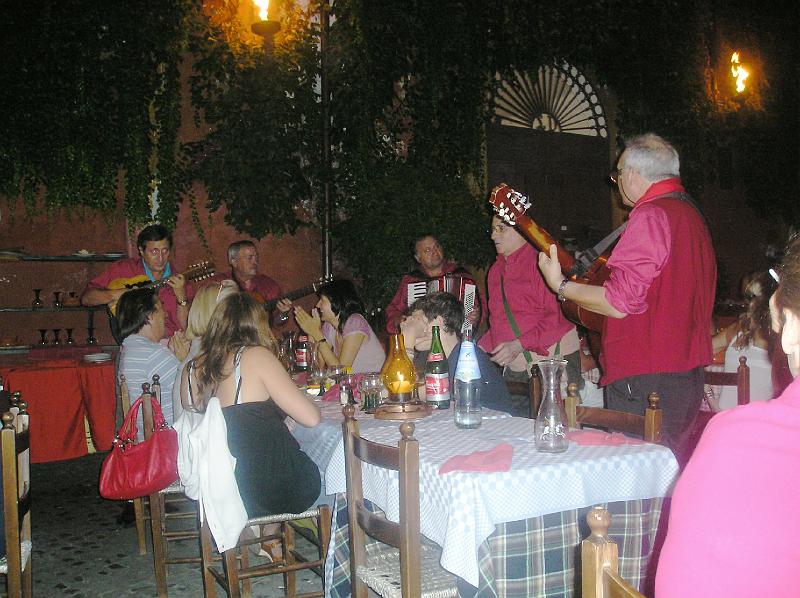 P1010064.jpg - EVENING IN THE BEST RESTAURANT IN TRESTEVERE
