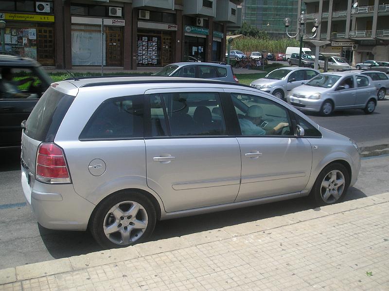 P1010074.jpg - OUR CAR - DIESEL WITH 6 FORWARD GEARS