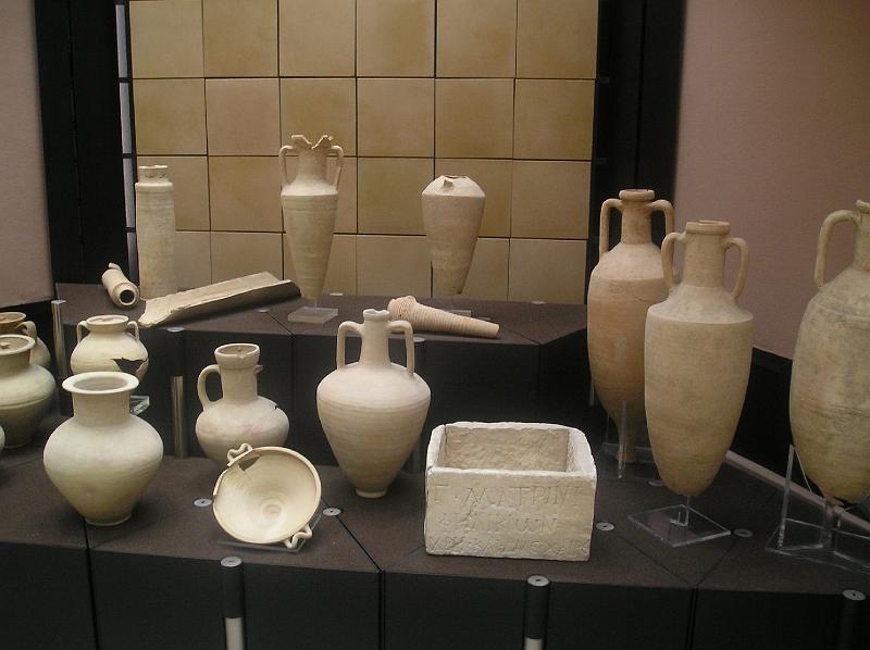 P1010082.jpg - SYRACUSE MUSEUM