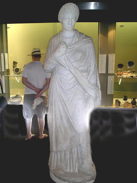 P1010087.jpg - SYRACUSE MUSEUM