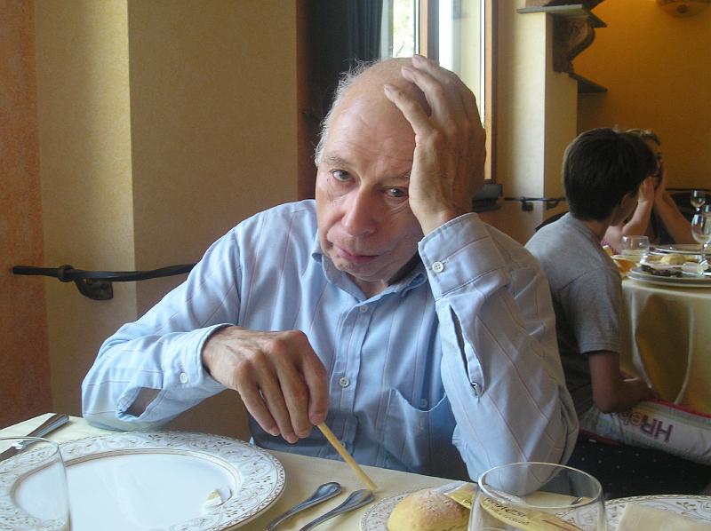 P1010131.jpg - THINKING ABOUT THINGS